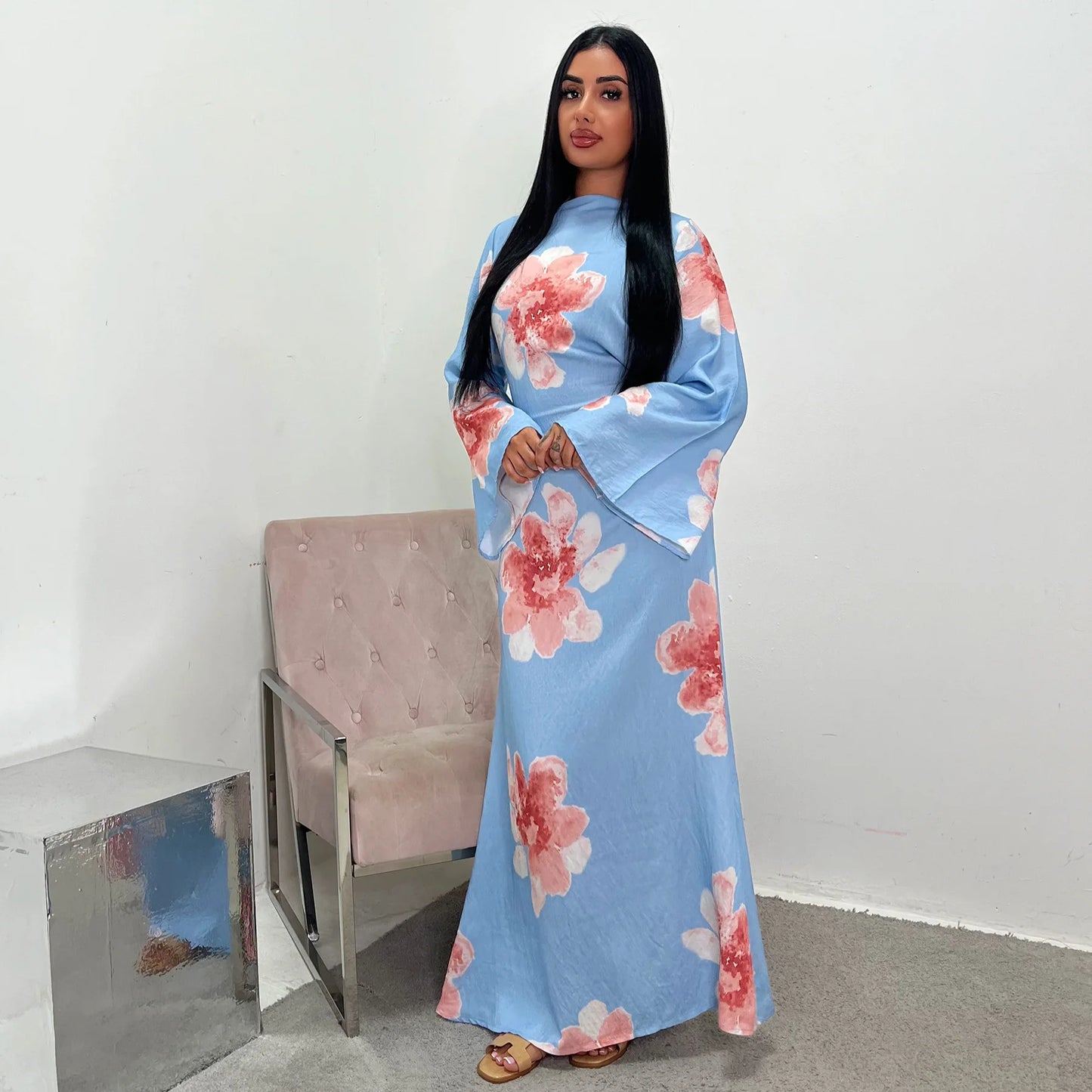 Arabesque Bell Sleeve Flowy Maxi Abaya Dress Elegant Floral Print Muslim Modest Long Dress Islamic Vacation Outfit Summer Robe