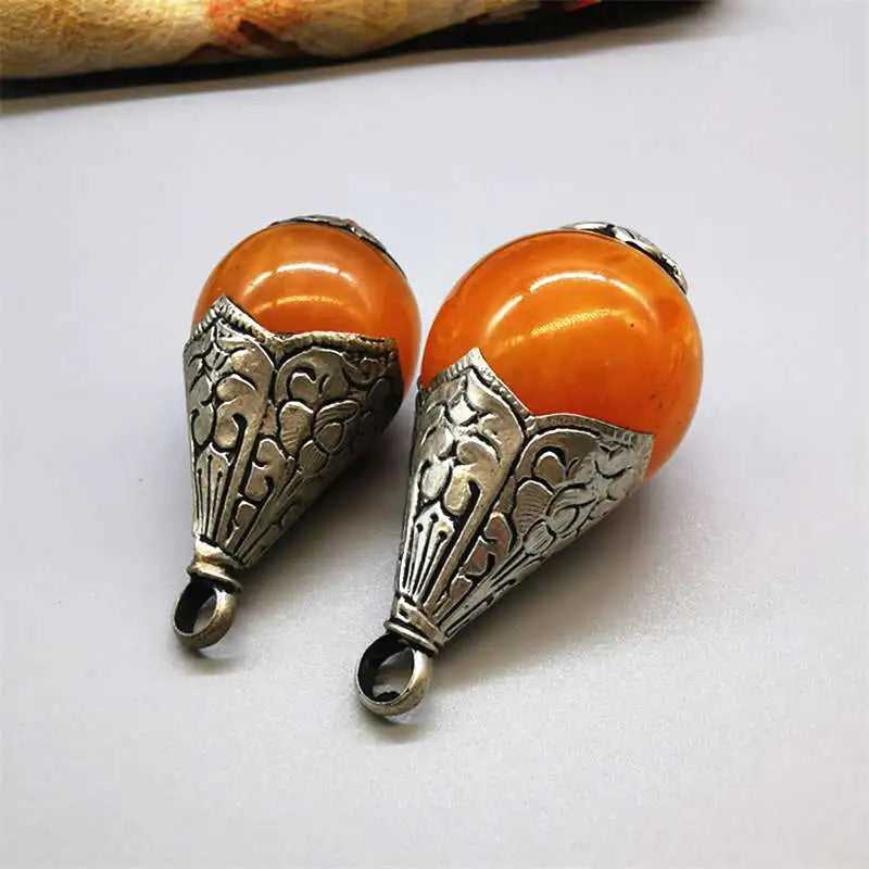 Nepal Hand Vintage Pendants Big Pearl Copper Capped Amber TBP333