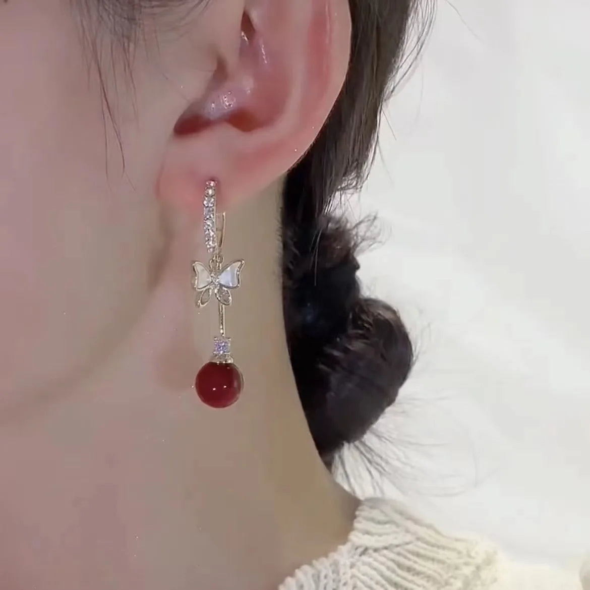 Elegant Red Zircon Butterfly Drop Earrings for Women Temperament Sweet Metal Bow Earrings Fashion Girl Jewelry Accessories