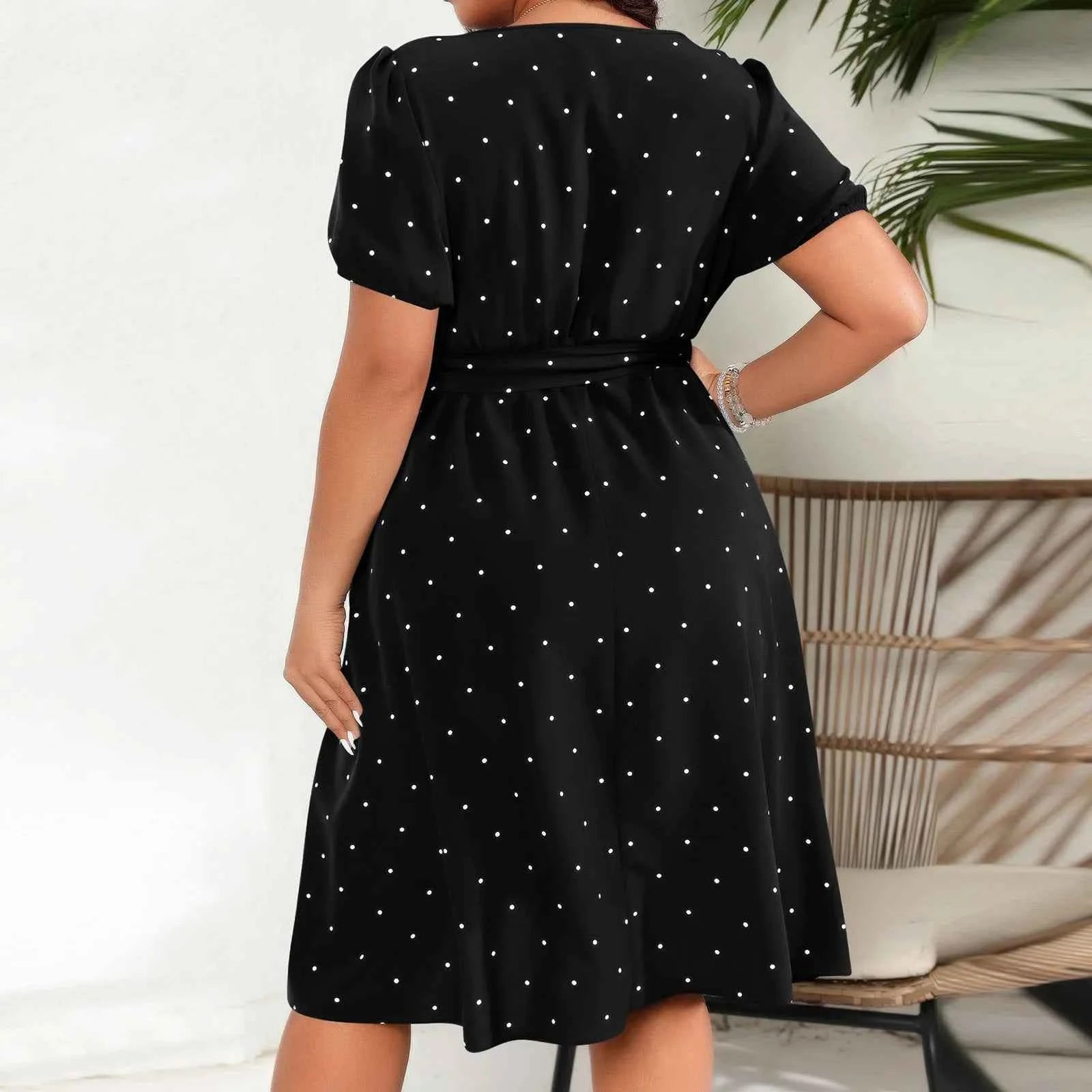 Plus Size Ladies Elegant Retro Polka Dot Waist Tie Square Neck Dress Classic Fashion Summer Short Sleeve Vacation A-line Skirt