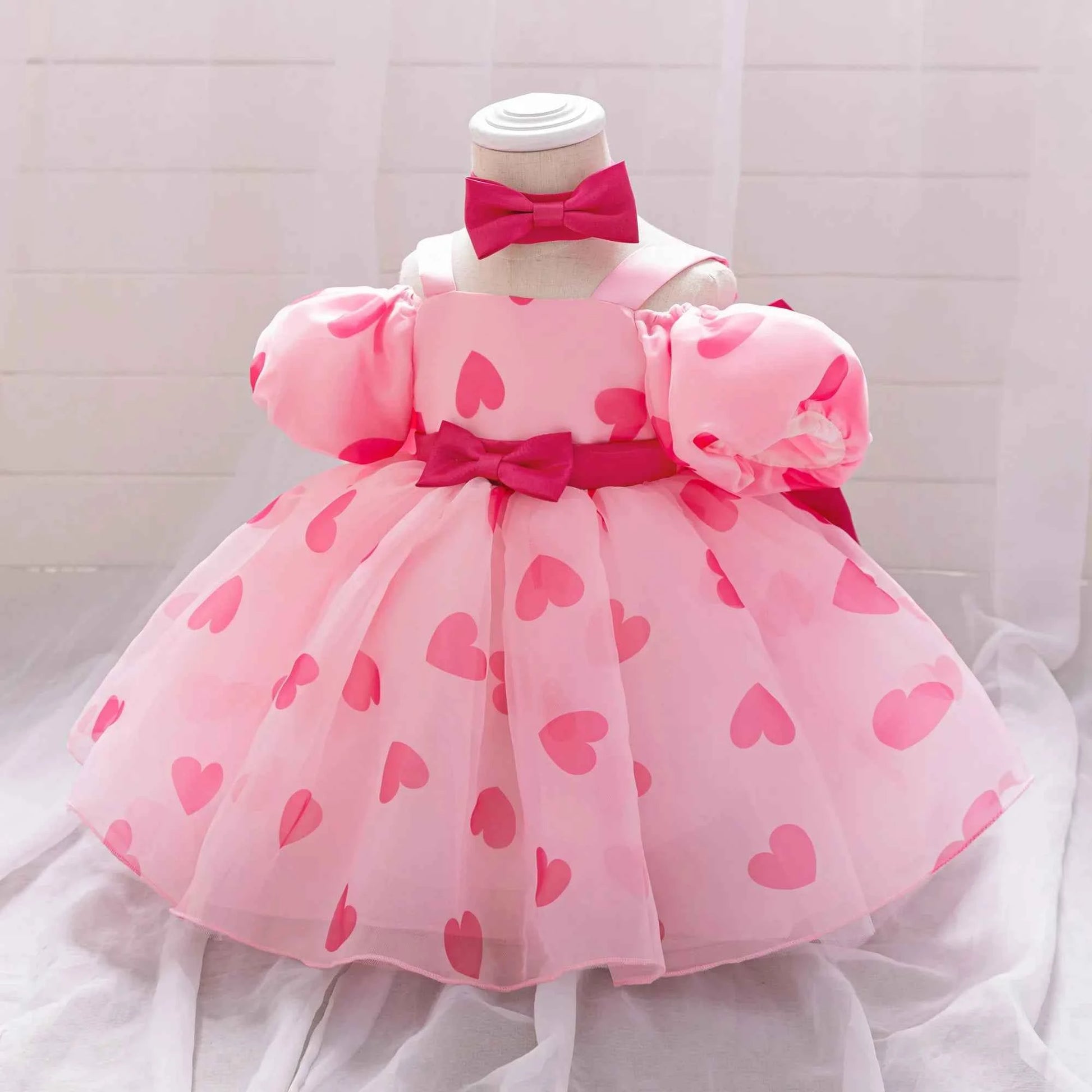 Infant Big Bow Love Print Baby Party Girls Dress Puff Sleeve Pink Tutu 1st Birthday Prom Dresses Girl Wedding Princess Ball Gown