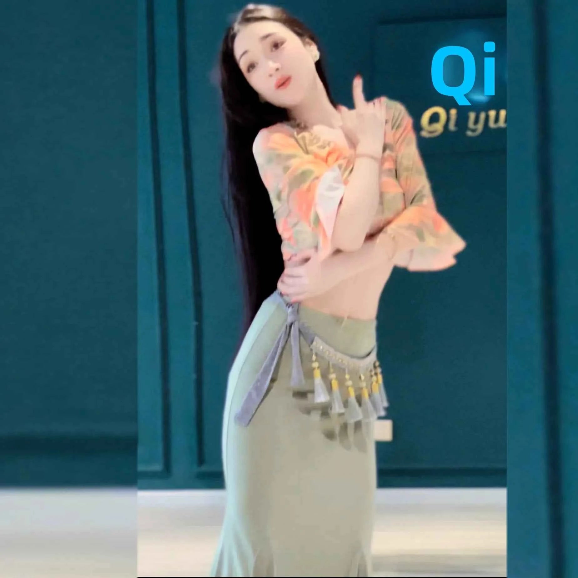 Yue Meng Feng Lu 2024 New Belly Dance Practice Suit Beginner Spring Summer Breathable Bell Sve Performance Costume Women