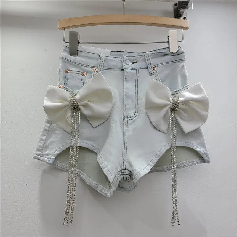 WTHT Trendy Women's Spliced 3D Bows Diamonds Tassel Denim Shorts 2025 Summer Trendy High Waist Hot Pants Female 1LS1367