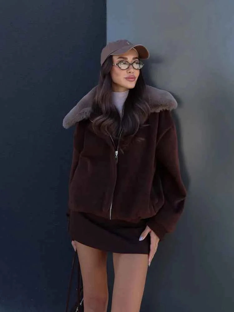 Solid Twill Denim Jacket Women Chic Patchwork Fur Collar Lapel Full Sleeve Zipper Pockets Loose Coat Lady Commute Street Wear