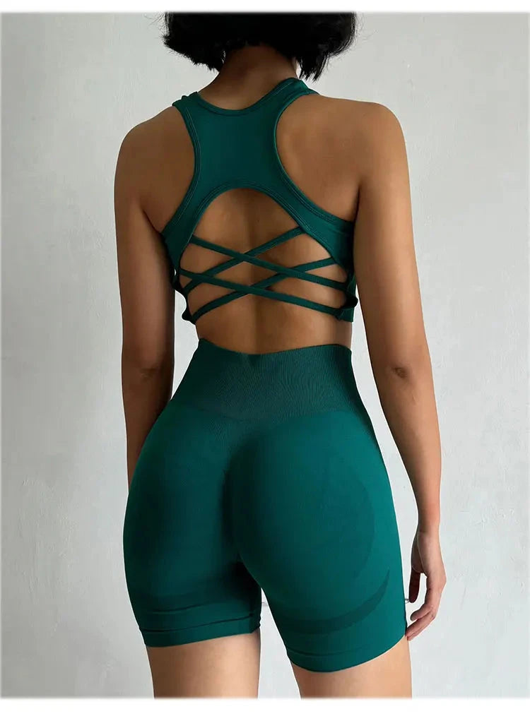 High Waist Seamless Fitness Suit Shockproof Sports Bra Women Quick-drying Training for Lifting Buttocks Three-point Shorts Sets