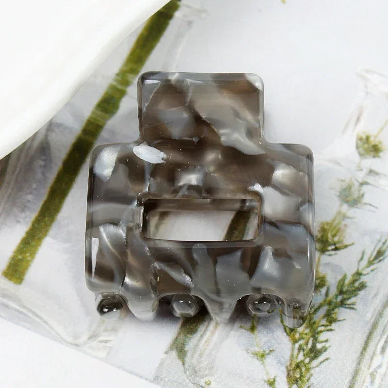 Bgffuy Leopard Korea Acetate Hollow Colorful Mini Hair Claws Crab Hair Clips for Child Girls Hairpins Hair Accessories Barrettes