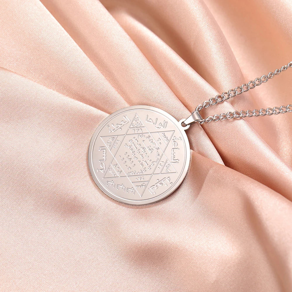 Three Hebrew letters are written on the necklace AMULET RING STORE