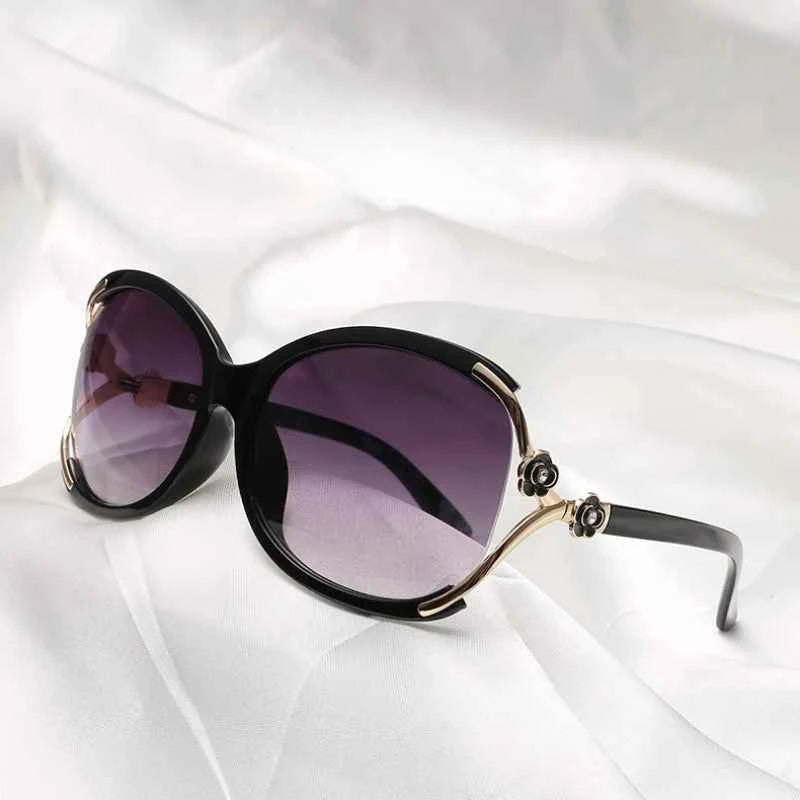 Women’s Sexy Retro Sunglasses Gradient Sun Glasses Round Large-Framed Brand Designer Style with Camellia Hollow-out Accents
