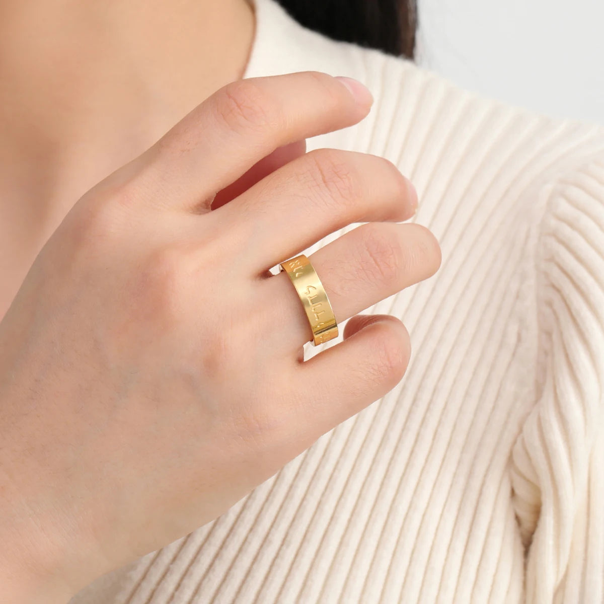 LIKGREAT Jewish Shema Hebrew Font Stainless Steel Ring Judaism Engraved Blessing Protection Amulet Wedding Band - AMULET RING STORE