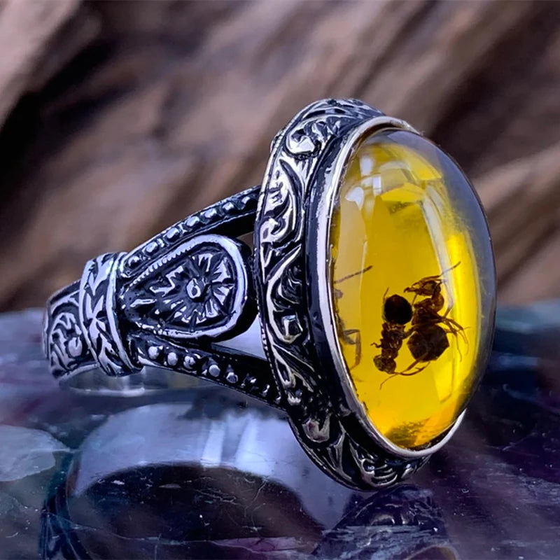 Beautiful ring the color of the stone really makes it stand out