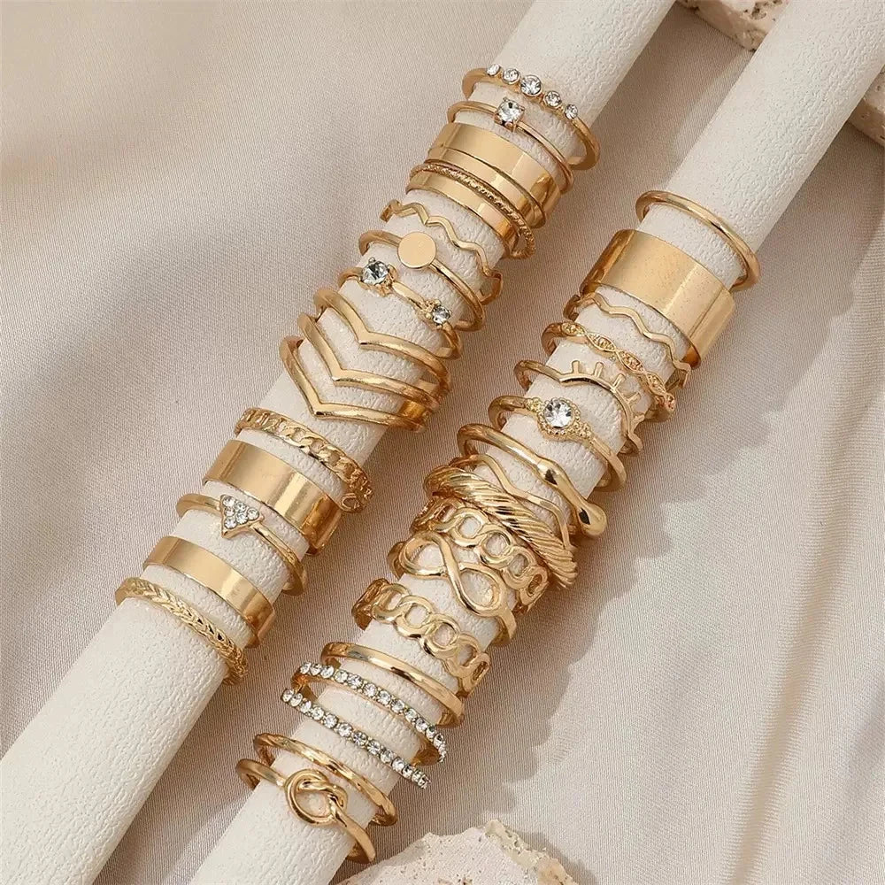 30 Pieces Of classic and Elegant Women's Stackable Rings, Fashionable And Exquisite, With Water Diamonds And Gold, Are Everyday - AMULET RING STORE