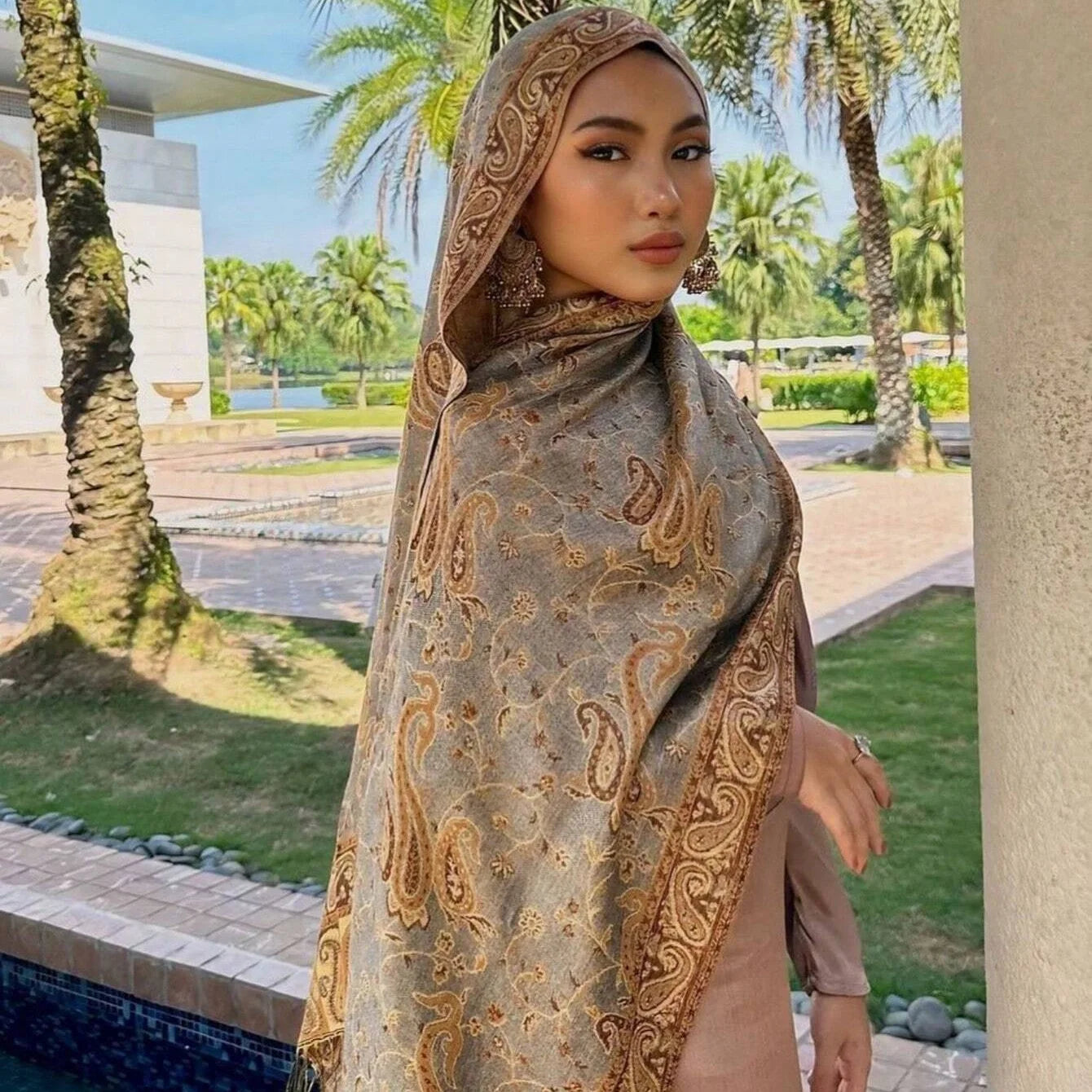 Women National Style Flower Pattern Scarf Jacquard Pashmina Cashmere Tassel Classic Shawl Coldproof Warm Neck Protection