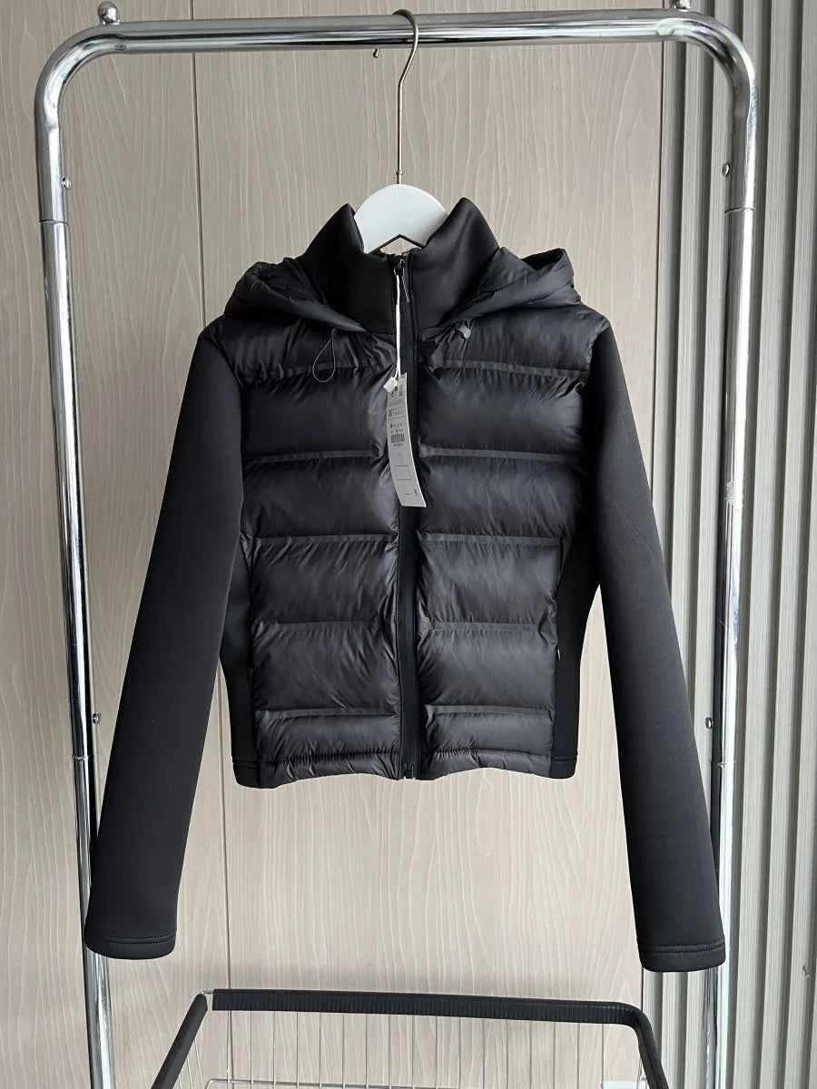 2025 Winter New Arrival  Women's Lightweight Warm Down Jacket with Long Sleeves and Zippered Hooded Sports Coat 4391742