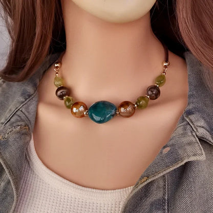 Vintage Beaded Necklace with Acrylic Pendants Women Stylish Rope Chain Statement Necklace for Daily Wear Commuting Gifts