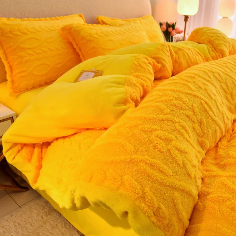 Home Textiles Velvet Flannel Bedding Set Plush Solid Color Duvet Cover Fluffy Reversible Plush Bedding Set Warm for Winter King