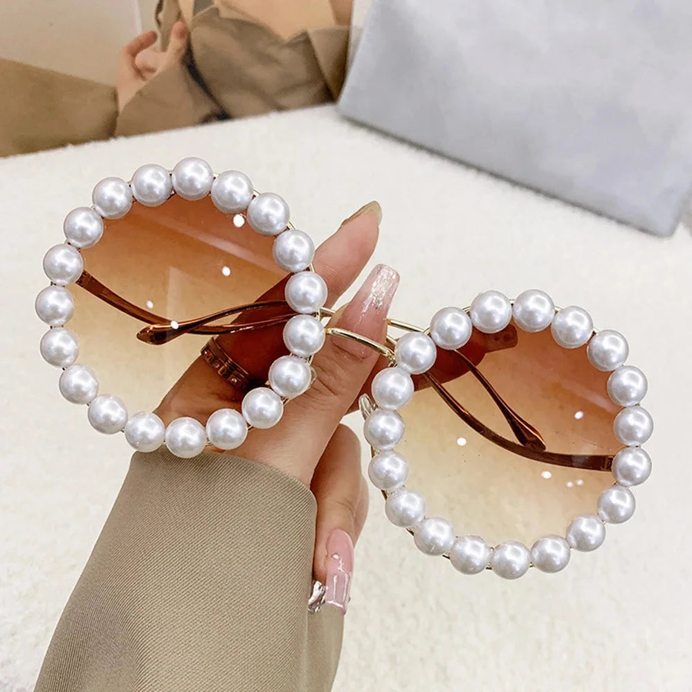 Pearls Decorative Sunglasses Women Luxury Fashion Trend Sun Glasses Gradient Color Lenses UV Protection Eyewear Fast Shipping