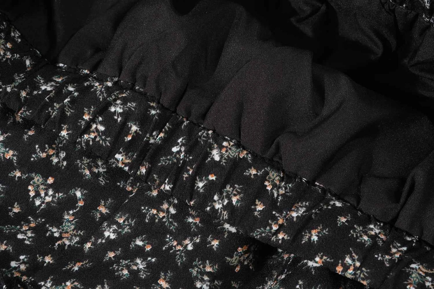 High Waist Vintage Floral Printed Women's Umbrella Skirts 2025 New Spring Autumn Black Casual Loose Straight A-line Skirt Female