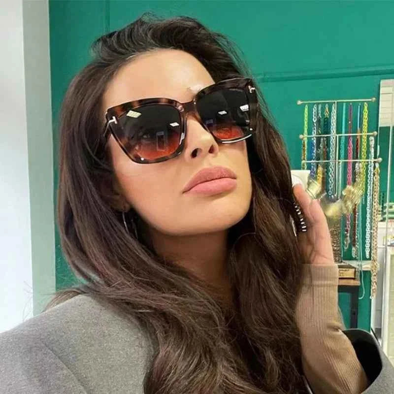 New Square Designer Cat Eye Sunglasses Women Vintage High Quality Sun Glasses Fashion Big Frame Cool Sexy Female Oculos