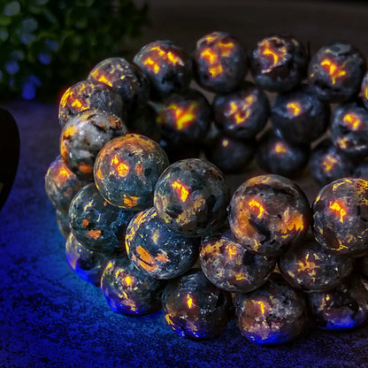 2/4pcs Natural Flame Stone Bracelet with Natural Raw Stone Accessories, UV Luminescent Rock, Handmade Elastic Bracelet
