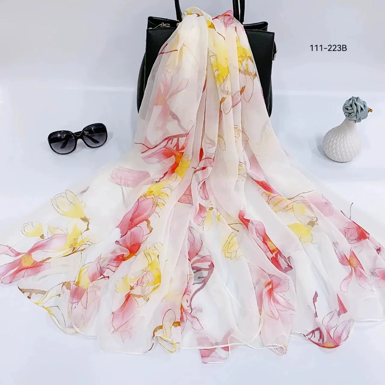 2025 Silk Scarf Women Hijab Pashmina Long Beach Stoles Shawl Wrap Headbands Spring Warm Scarves Bandana Ladies Neckscarf Foulard