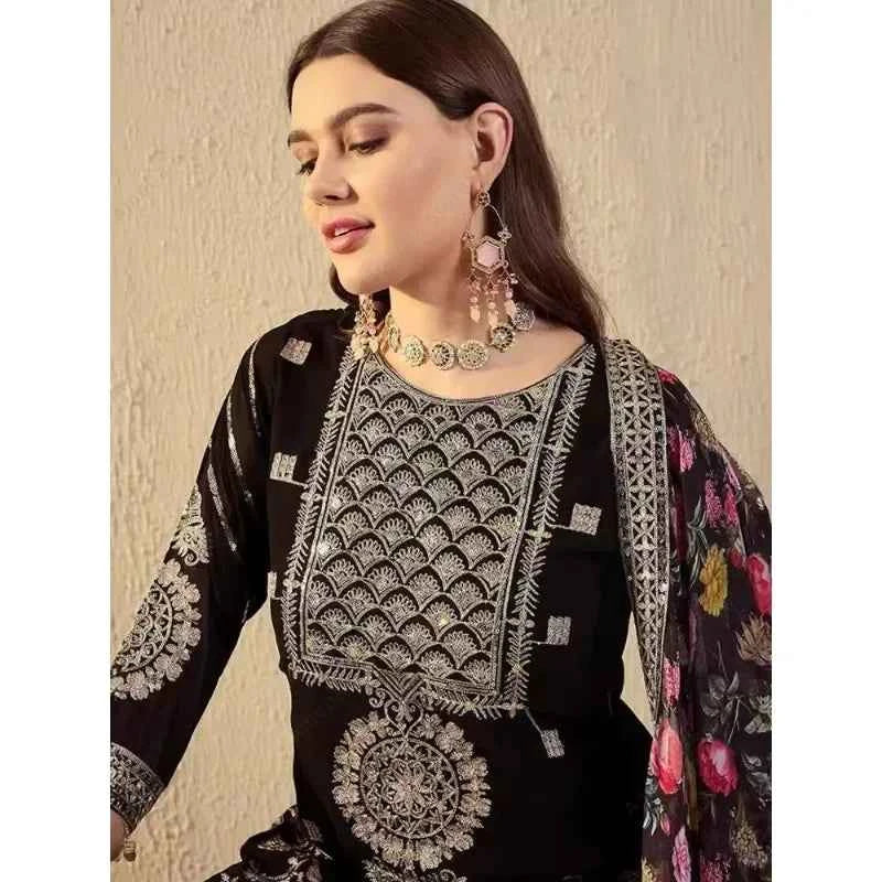 Women's Vintage Indian Heavy Embroidered Georgette Punjabi Suit Sequins 3 PCS Set Tunic Pants Dupatta for Wedding Festival Party