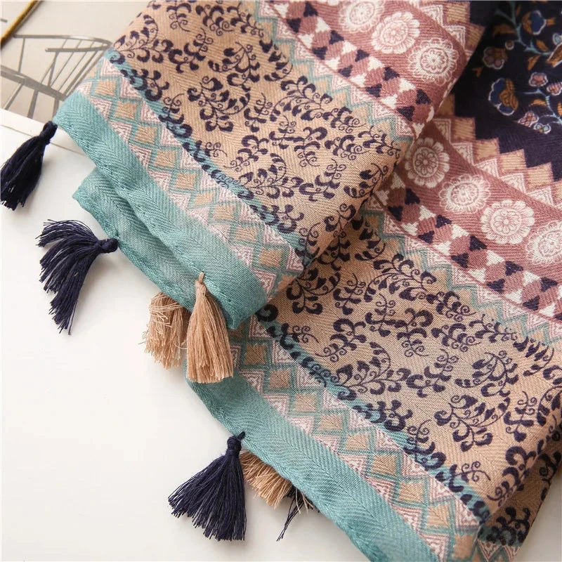 2025 Luxury Retro Bohemian Floral Women Viscose Scarf Designer Shawl Cotton Linen Feeling Tassel Pashmina Muslim Hijab Wrap