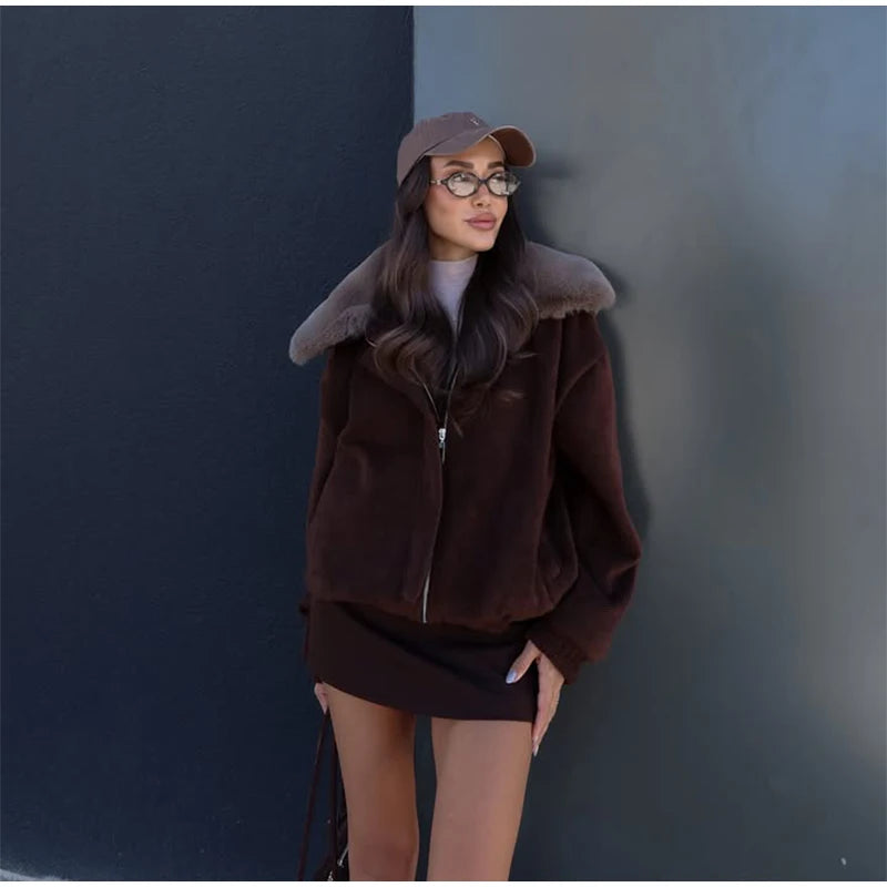 Solid Twill Denim Jacket Women Chic Patchwork Fur Collar Lapel Full Sleeve Zipper Pockets Loose Coat Lady Commute Street Wear
