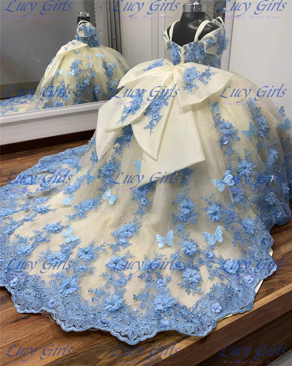 Gorgeous Quality Flower Girl Dress Tulle Fluffy With Exquisite Blue Applique Wedding Dresses Little Girls Birthday Party Gowns