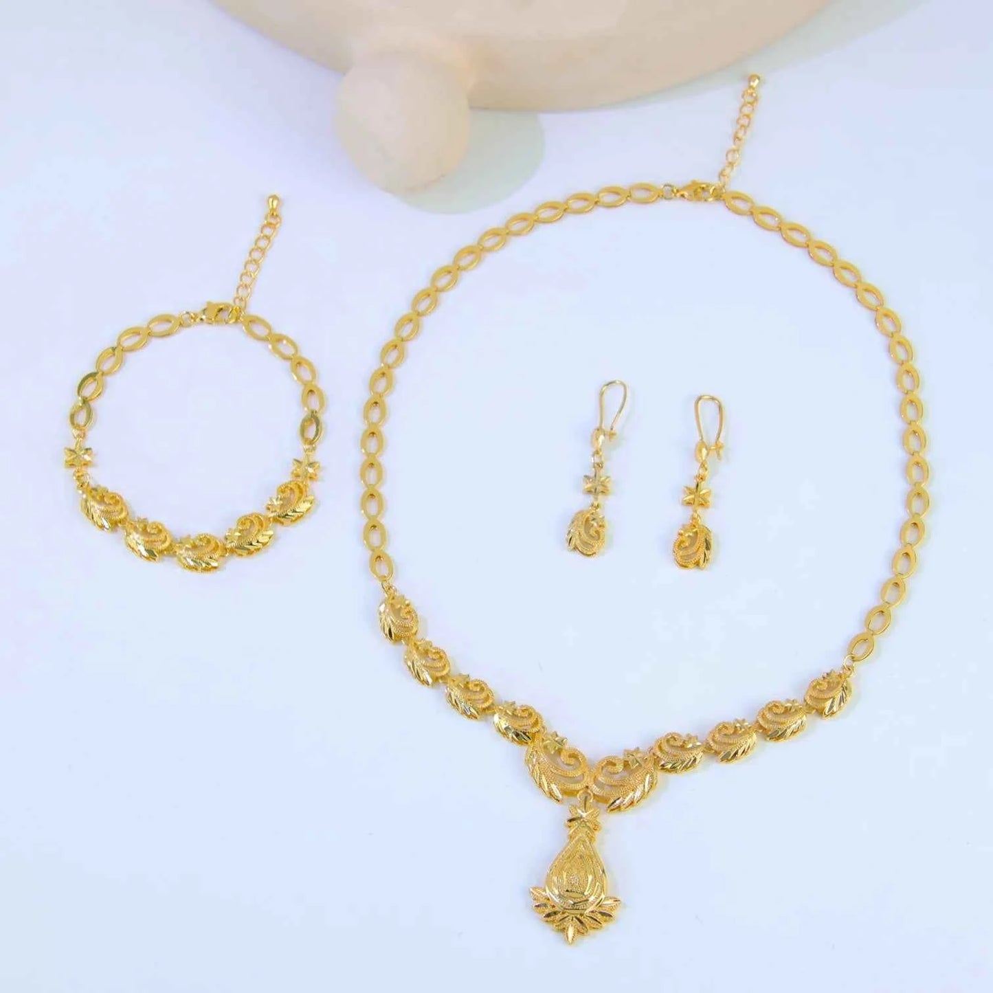 Luxury Dubai Wedding Jewelry Set 21k Gold Plated Arab Bridal Gold Necklace Bracelet Earrings Brazilian Women Vintage Jewelrys