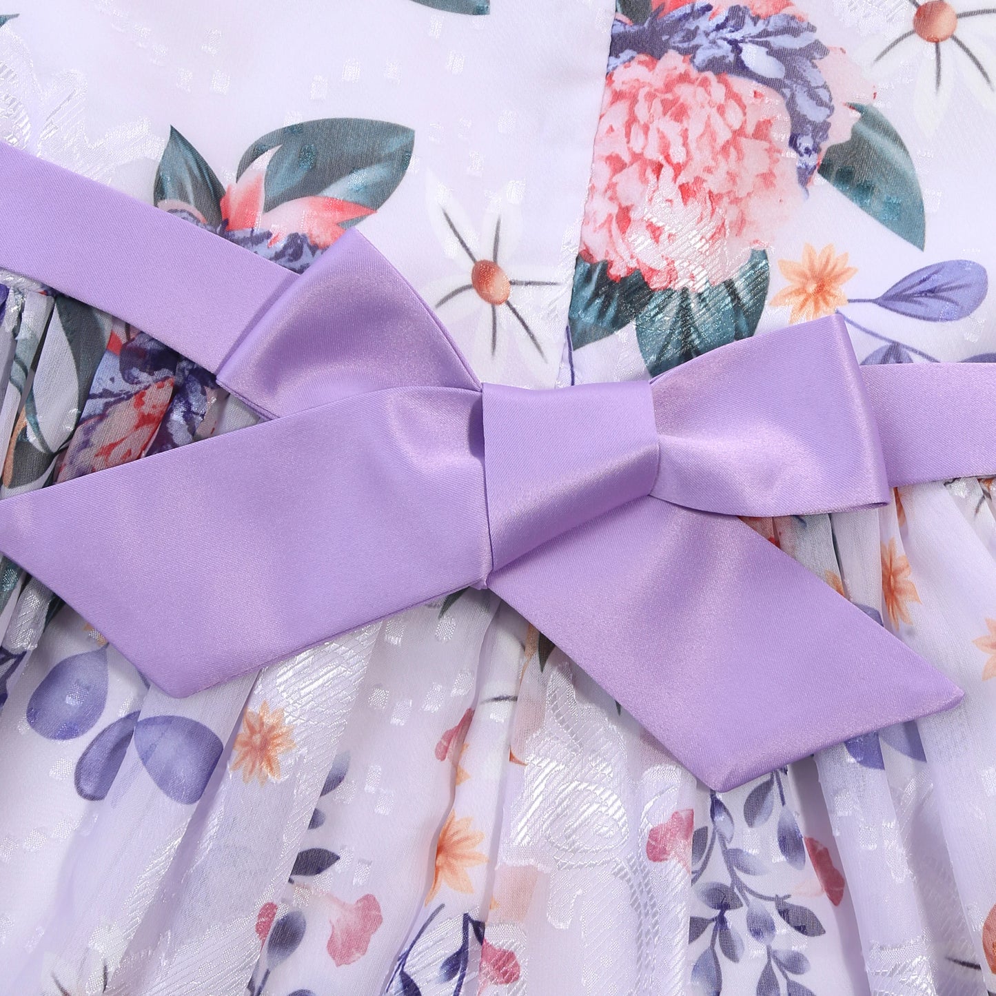Sweet style children's dress, a dress with bow patterns suitable for middle-aged to older children, a flower girl style fashion