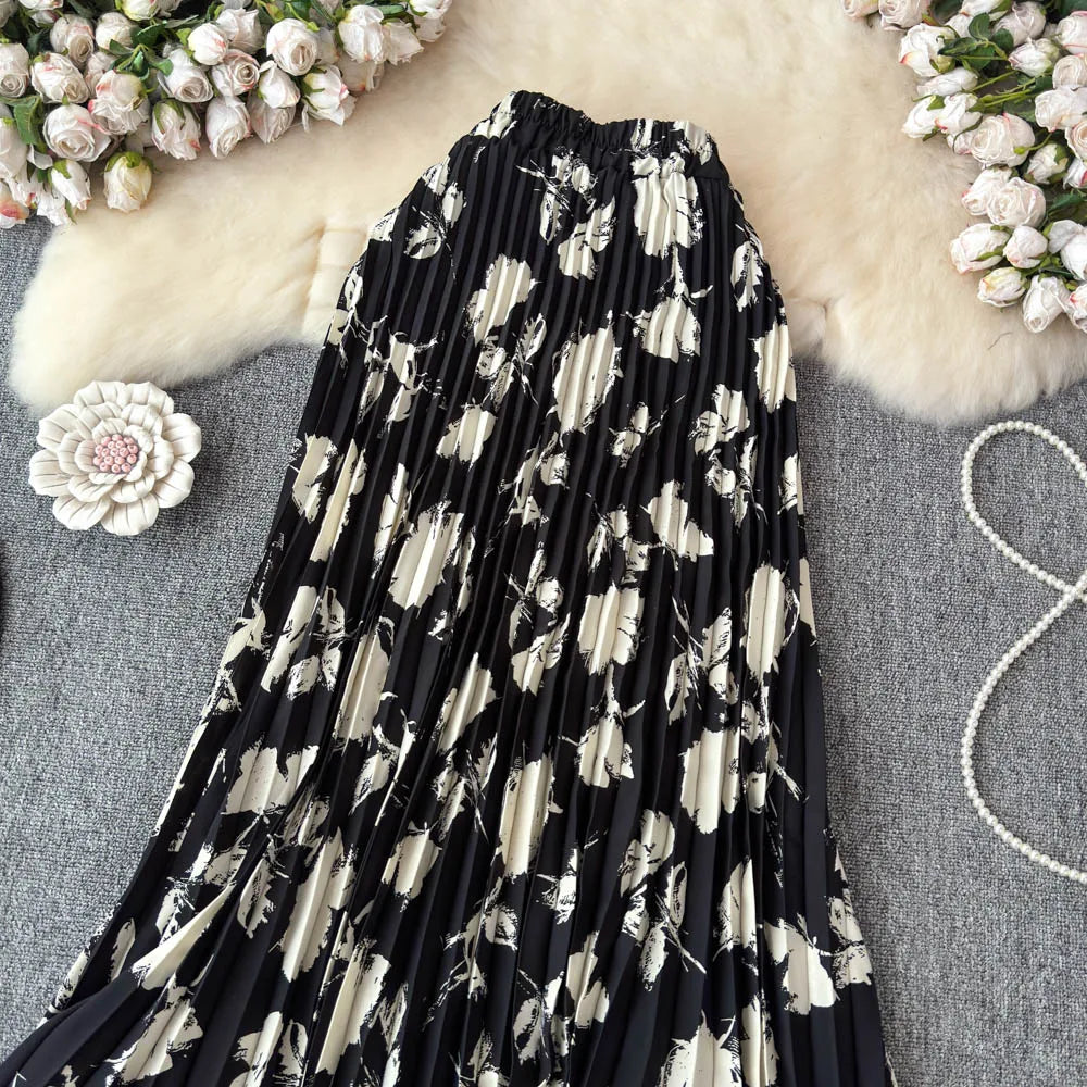 Chiffon A-Line Midi Skirt Women's Autumn 2025 New Sle Cover Hip Draped Large Swing Umbrella Skirt Pleated Floral Skirt