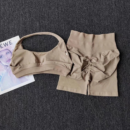 2 Pieces Yoga Suit for Women Seamless Fitness Gym Clothes Halter Sports Bra Matching Impact Shorts Workout Sets Gym Outfit