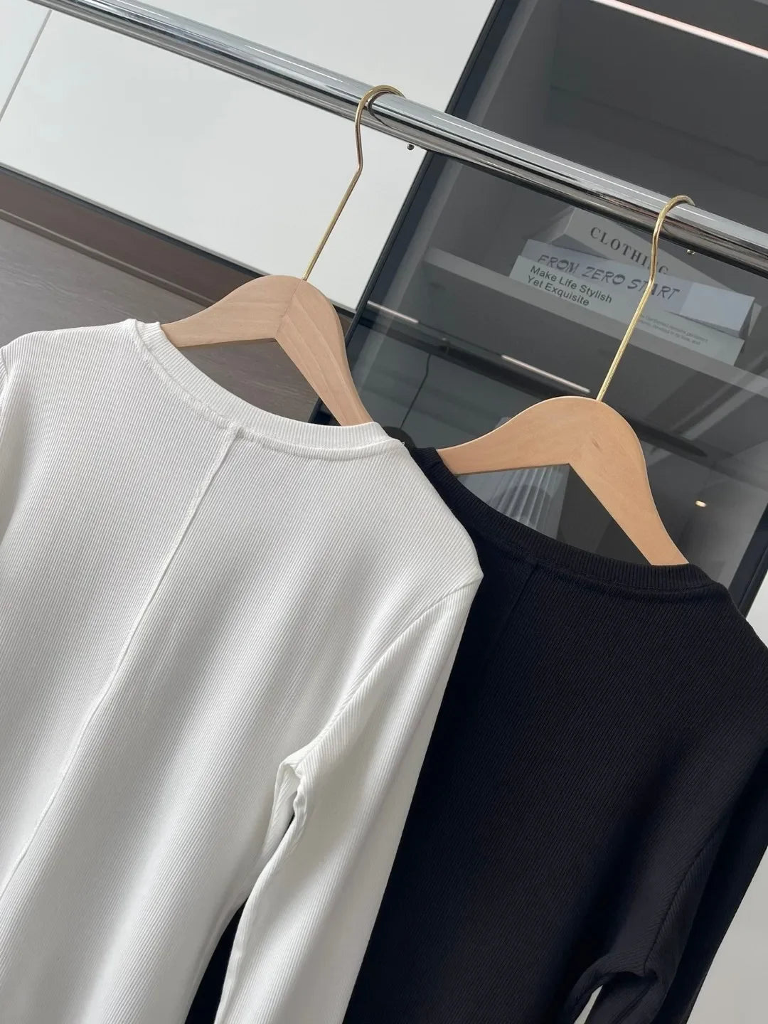 Women's Sports Quick Drying Fitness Yoga Top Simple Black White Long Sleeved Threaded T-shirt Fashion Solid Color Cotton T-shirt