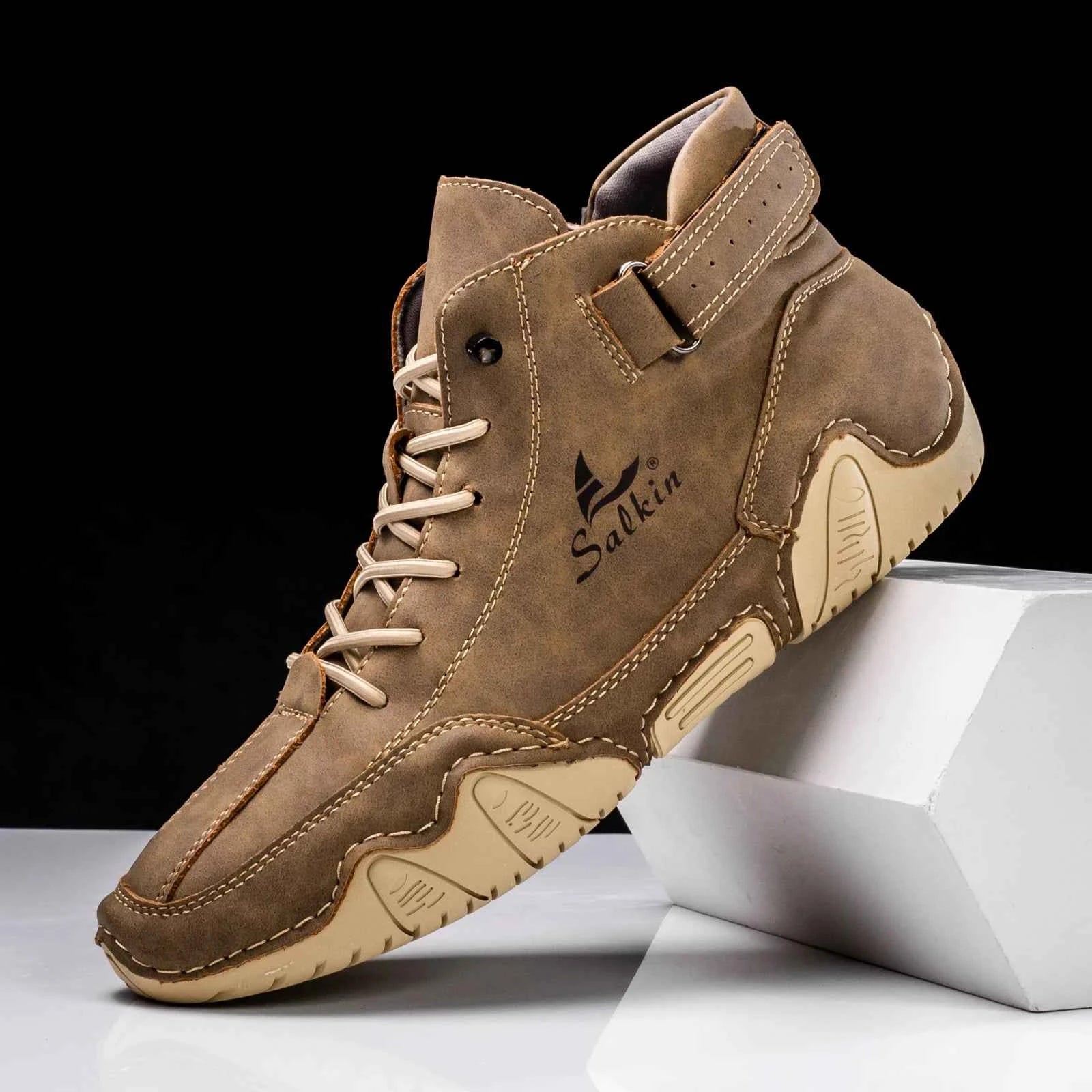 New 2025 Handmade Leather Casual Men Shoes Design Sneakers Man Breathable Leather Shoes Men Ankle Boots Outdoor