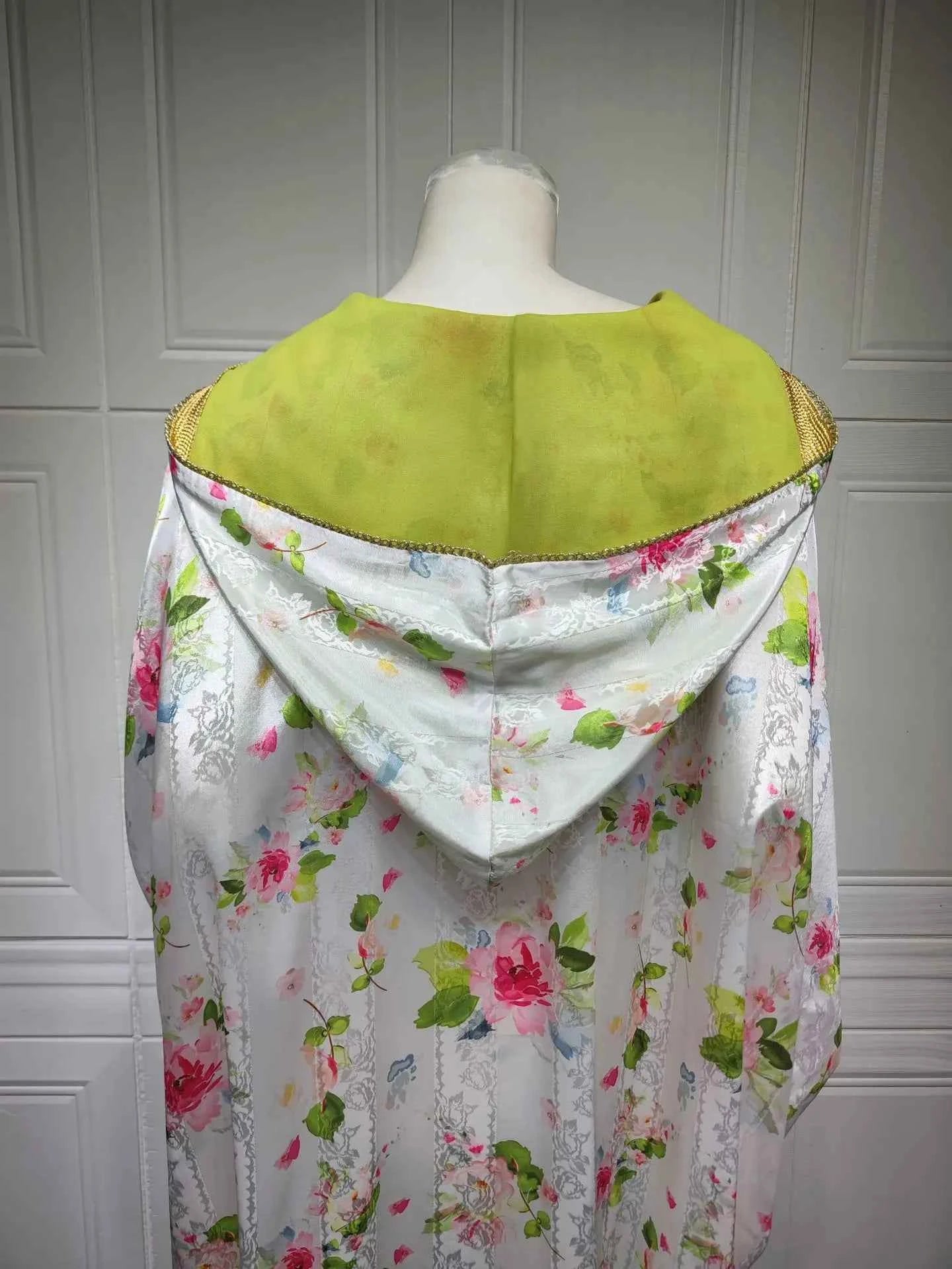 Moroccan Kaftans Wholesale Dubai Abaya Islamic Clothing Muslim Ladies Dresses Lace Embroidery Arabic Abaya Dress