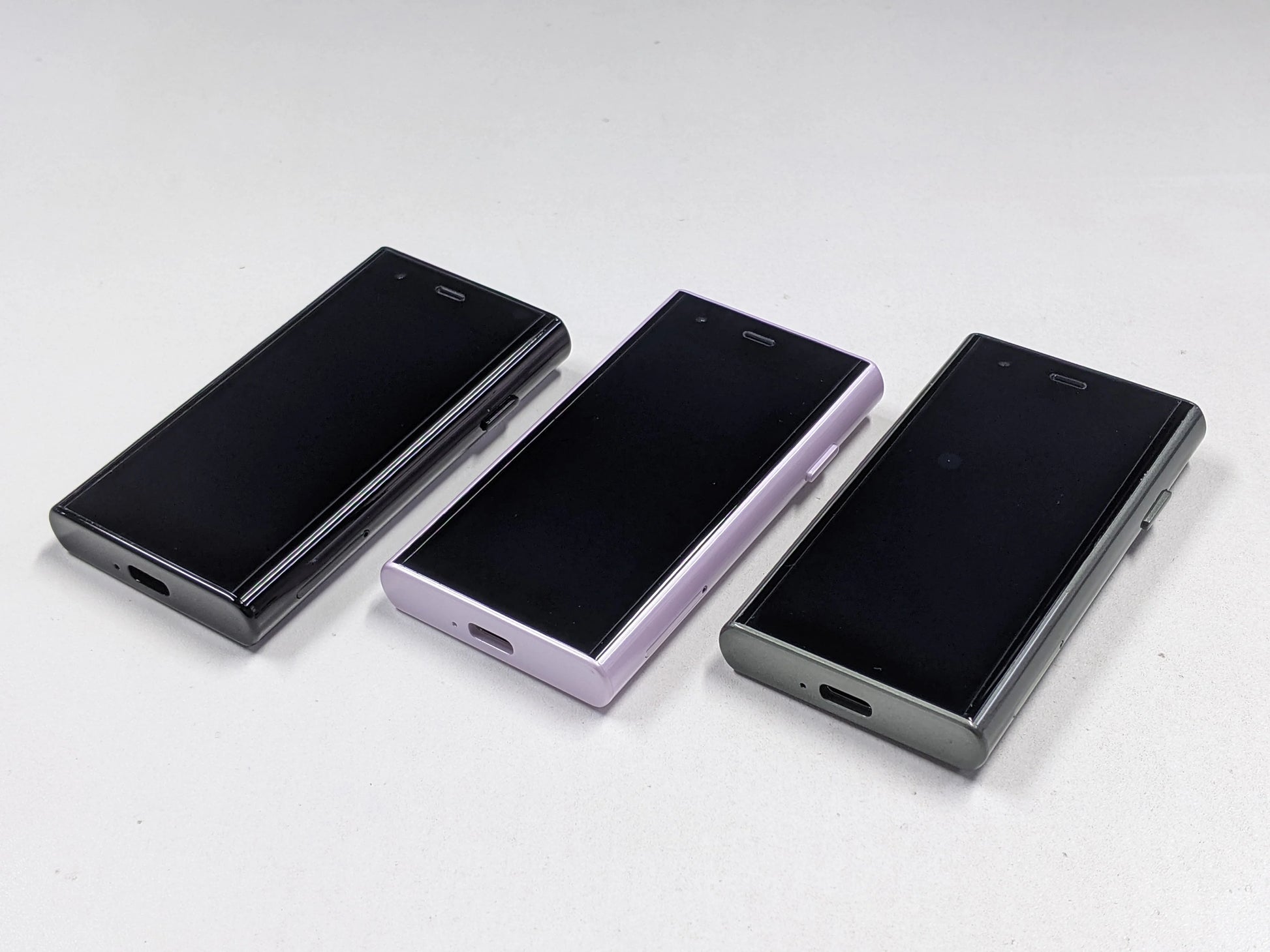 SOYES S26 S23 Pro Series 3.0in Android8.1 Mini Smartphone 2GB RAM 16GB ROM Dual SIM Standby 3G Network Compact Mobile Phone - AMULET RING STORE