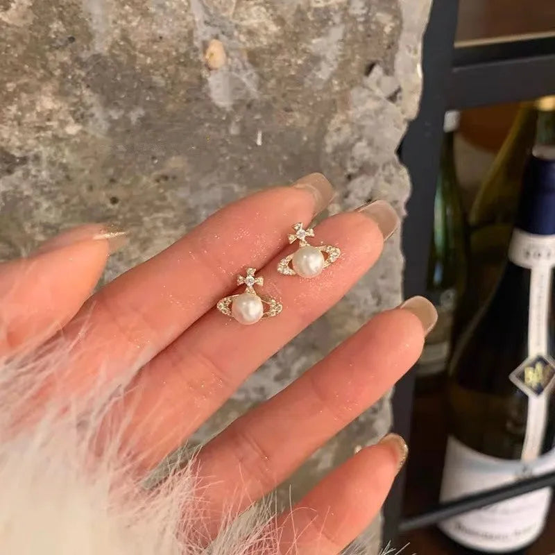 Saturn Planet Shape Pearl Bling Zircon Diamonds Cute Little Stud Earrings for Woman White Gold Filled Sterling Silver Jewellery