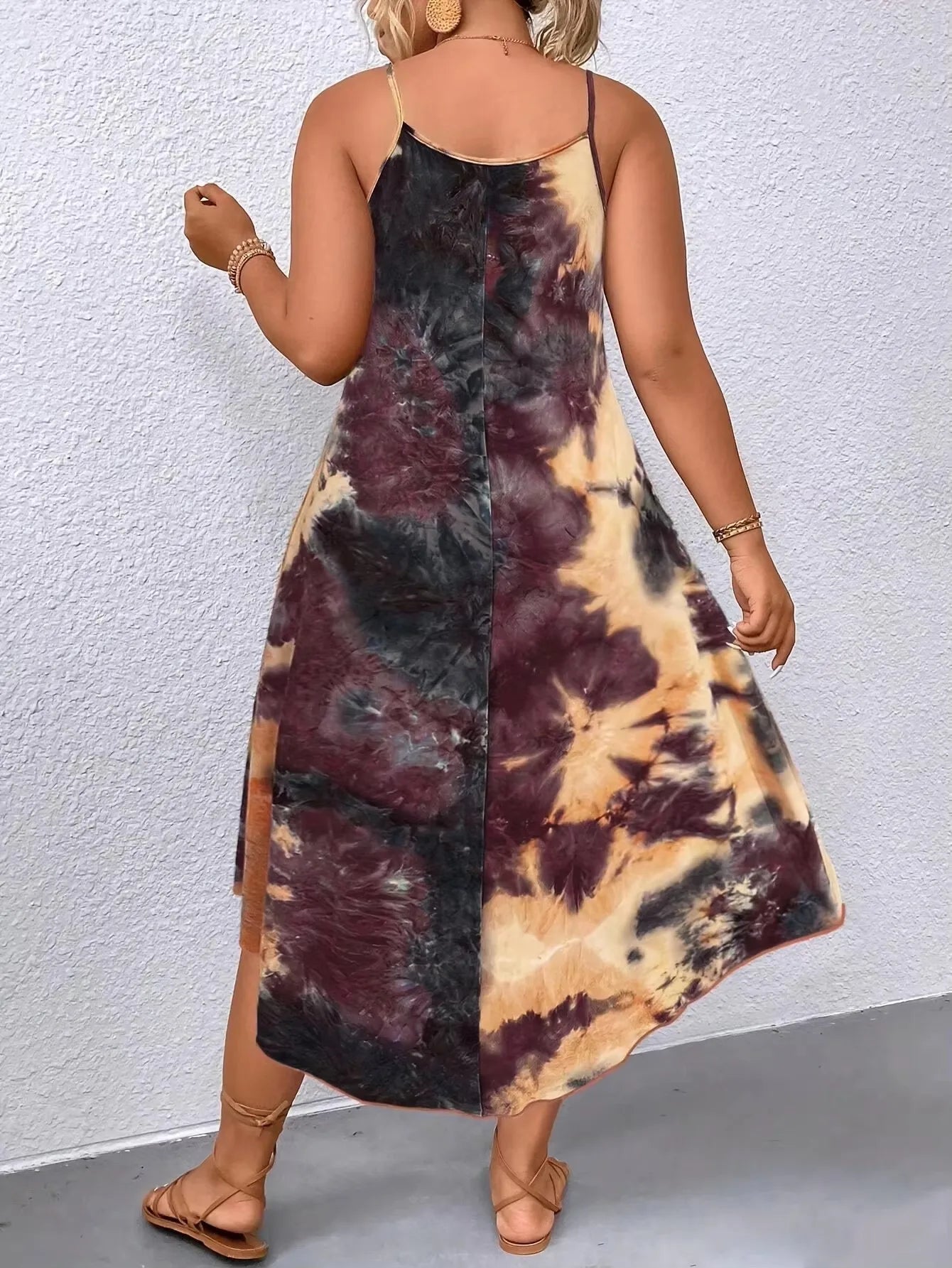 Elegant V-neck sleeveless dress for women in 2025, featuring abstract prints and pleated chest details - Lightweight and machine