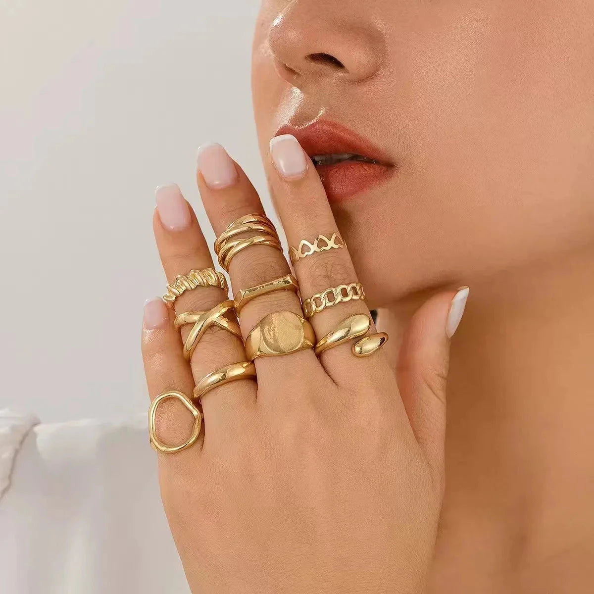 30 Pieces Of classic and Elegant Women's Stackable Rings, Fashionable And Exquisite, With Water Diamonds And Gold, Are Everyday - AMULET RING STORE