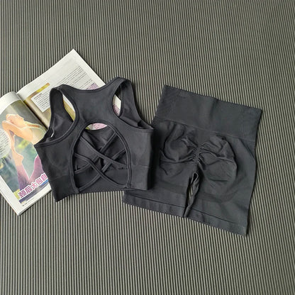 High Waist Seamless Fitness Suit Shockproof Sports Bra Women Quick-drying Training for Lifting Buttocks Three-point Shorts Sets