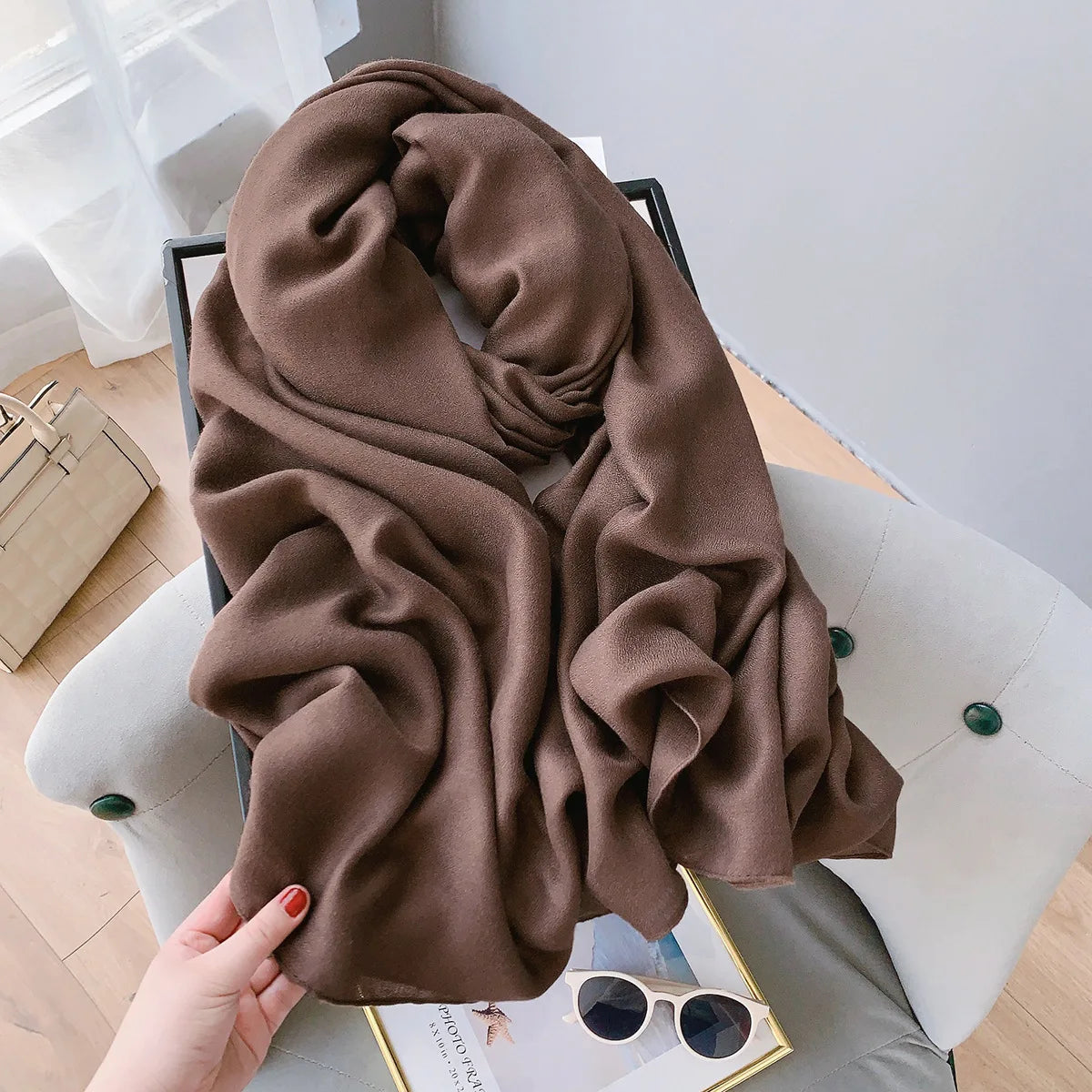 New Solid Cotton Scarf for Women Winter Warm Tassel Linen Pashmina Scarves Hijab Lady Foulard Shawls Wraps Female Bandana