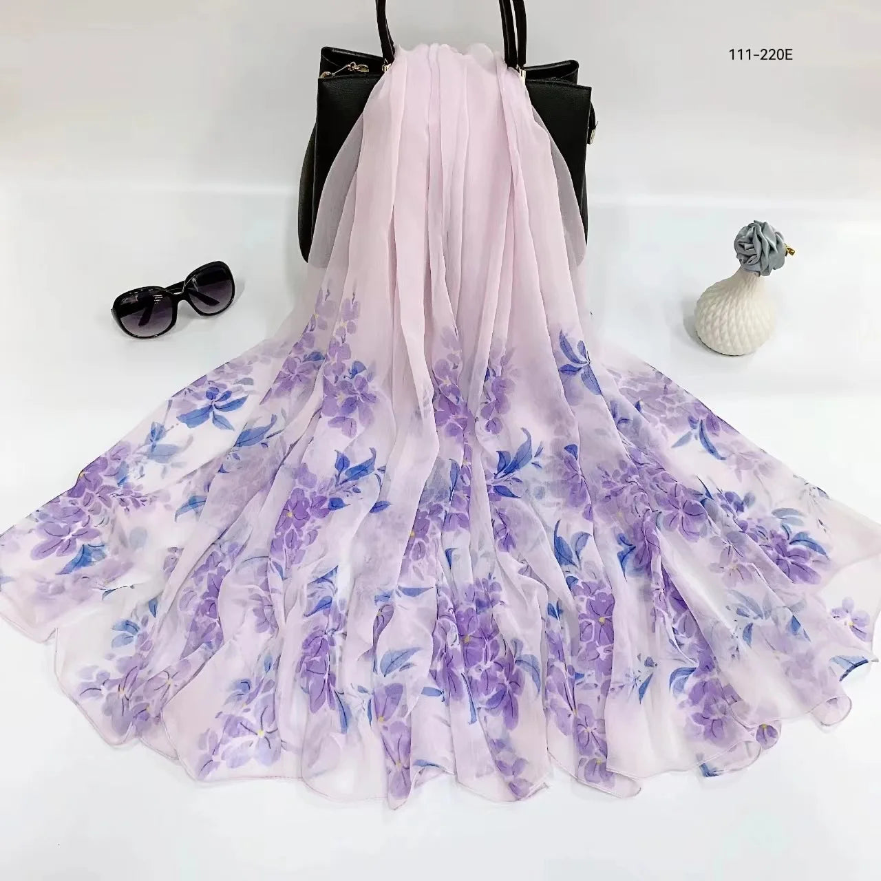 2025 Silk Scarf Women Hijab Pashmina Long Beach Stoles Shawl Wrap Headbands Spring Warm Scarves Bandana Ladies Neckscarf Foulard