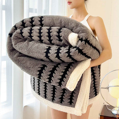 Coral Fleece Milk Fiber Thickened Cation Blanket