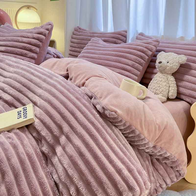 High-end Dehaired Angora Milk Fiber Bed Thickened Blanket